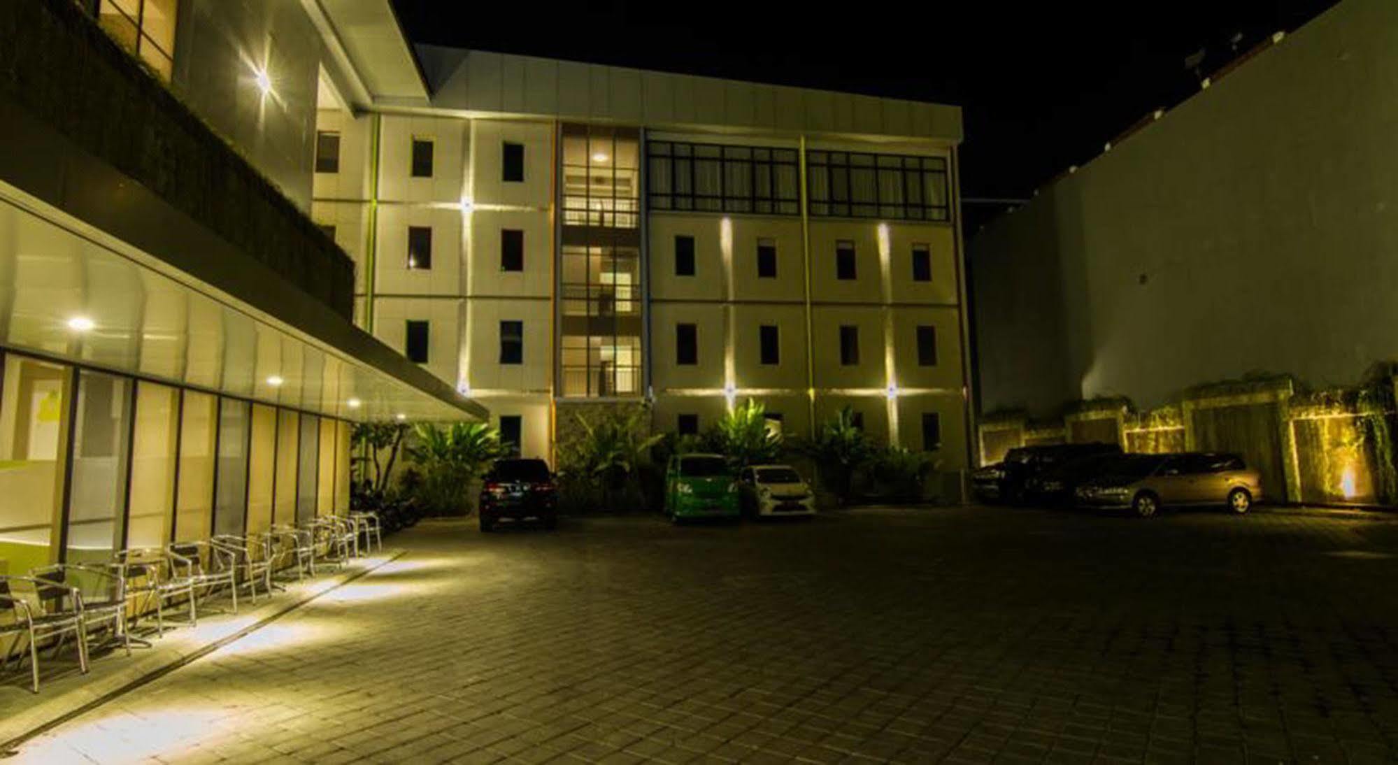 Urban Styles Hitz Kuta Hotell Kuta Lombok Eksteriør bilde